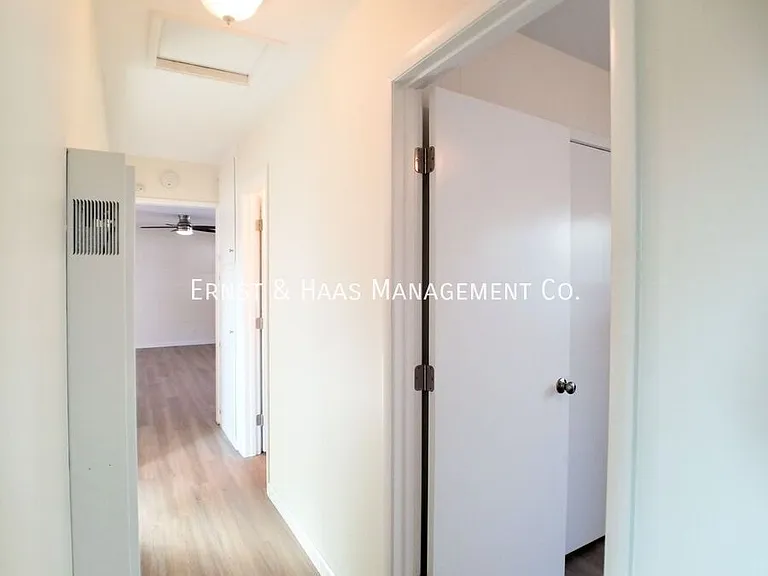 3080 Palo Verde Ave — Photo 18