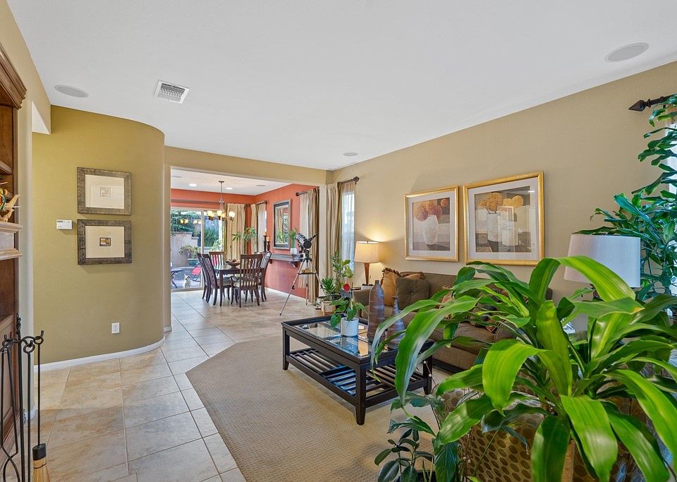 2183 Honeybee St, Chula Vista, CA 91915 MLS PTP2207067 Zillow