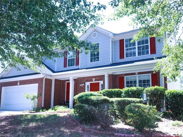 1032 Maple Leaf Dr, McDonough, GA 30253