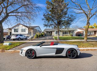 501 Daralea Hts, Mississauga, ON L5A 3H7