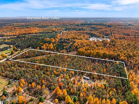2nd image of Viaduct Rd
