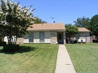 1st image of 1821 Lewis Dr