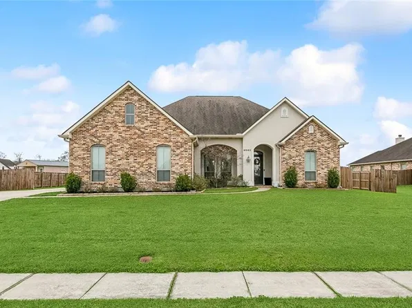 9563 Silver Bell Pl, Waggaman, LA 70094