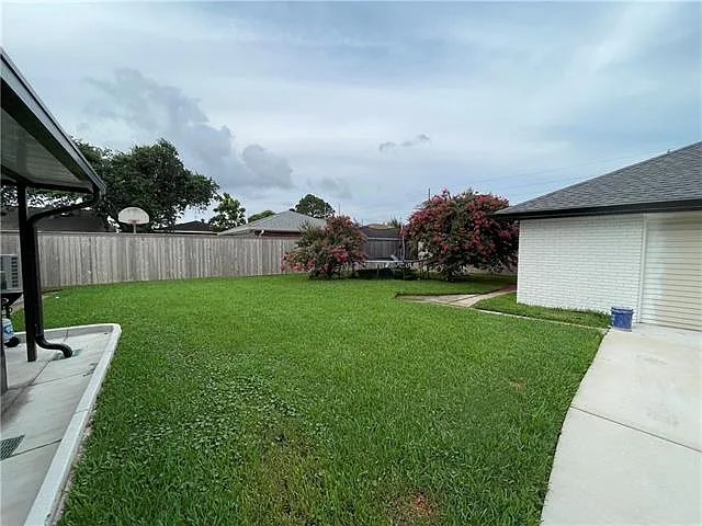 1821 Manson Ave — Photo 20