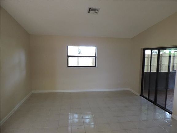 3rd image of 21074 Grouper Dr