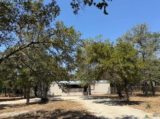 263 Hickory Hill Dr, La Vernia, TX 78121
