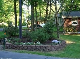 410 Lake Spangenberg Rd, Lake Ariel, PA 18436