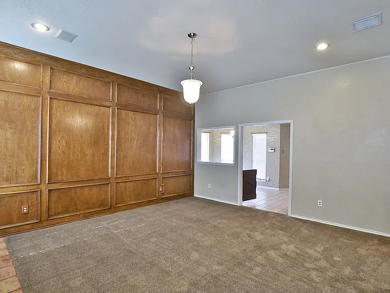 5273 Sherbrooke Ln — Photo 7