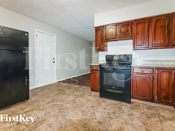 4th image of 8508 E 92nd Pl