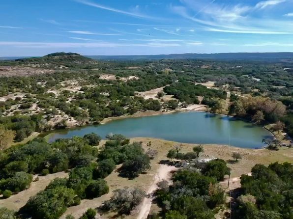 6470 Rocky Rd, Blanco, TX 78606