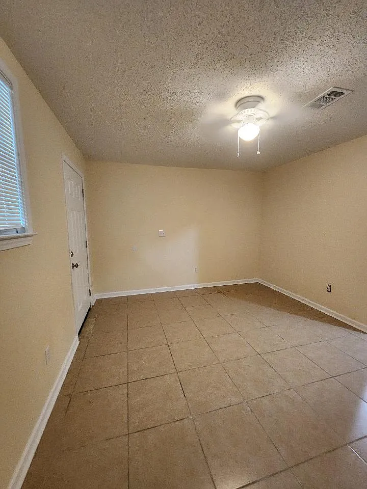 847 Northern St — Photo 1
