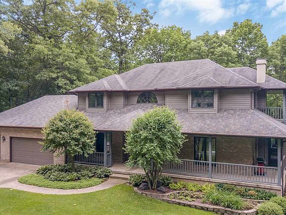 3rd image of 1907 Parkway Dr