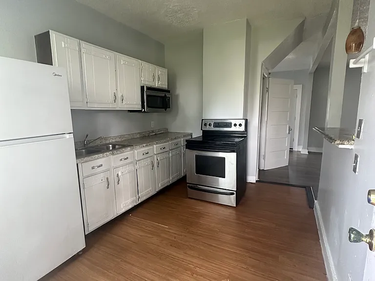 830 Main Ave — Photo 7