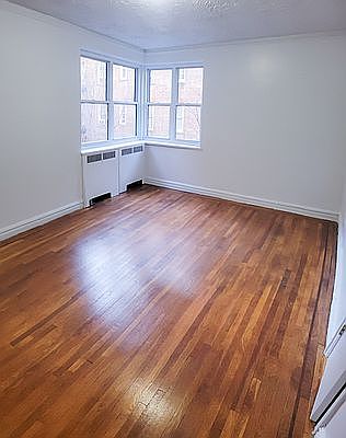 4th image of 711 Walton Ave APT 3D