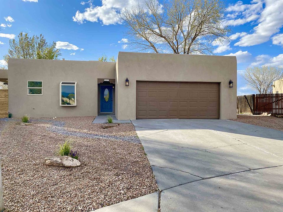 1st image of 223 Camino Miramontes