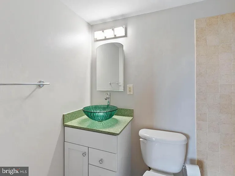 3245 Rio Dr #604 — Photo 8