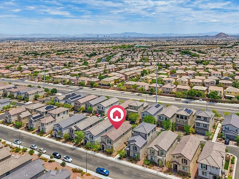 10661 Sariah Skye Ave — Photo 46