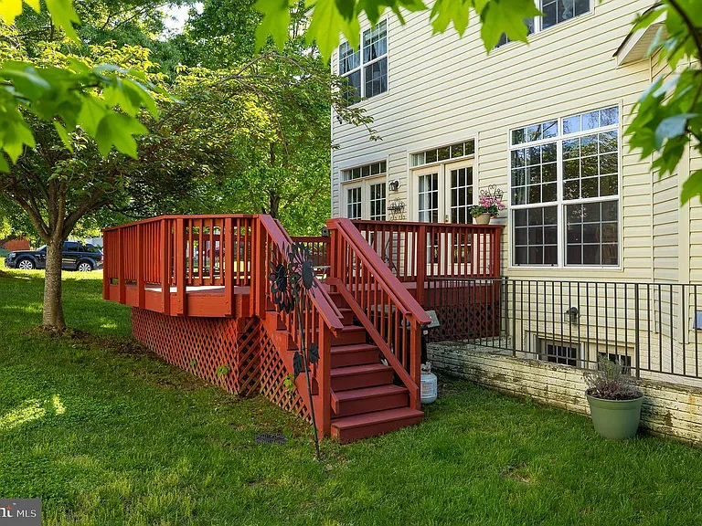 3314 Lady Catherine Cir — Photo 26