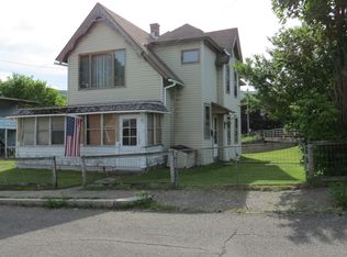 1 Albert St, Adams, MA 01220