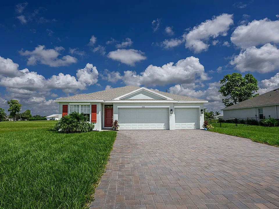 25110 Alcazar Dr