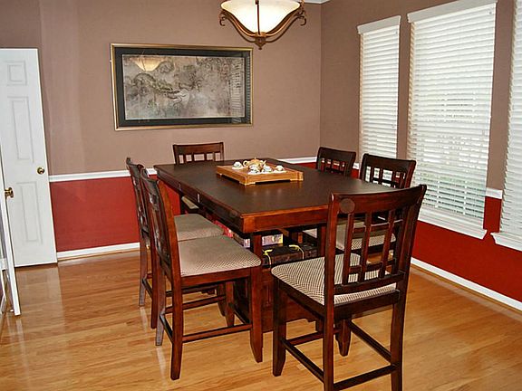 BIG FORMAL DINING WITH FRENCH DOORS TO KITCHEN
