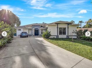 171 5th St, Naples, FL 34113