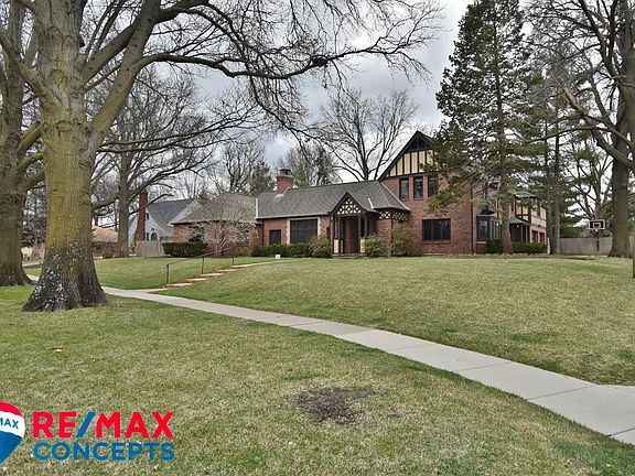 2nd image of 3701 Sheridan Blvd
