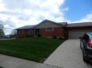 400 Cambridge Dr, Middletown, OH 45042