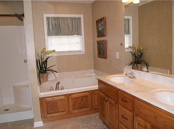 5th image of 1082 Archer Dr