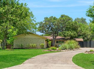532 N School St., Boerne, TX 78006