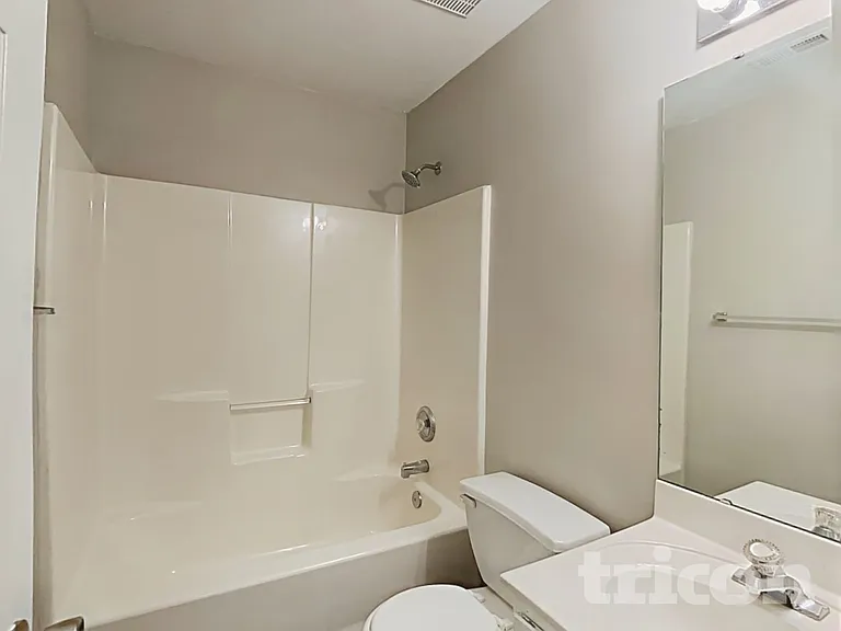 7043 Red Bud Cir — Photo 15