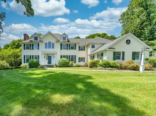 142 Hirst Rd, Briarcliff Manor, NY 10510