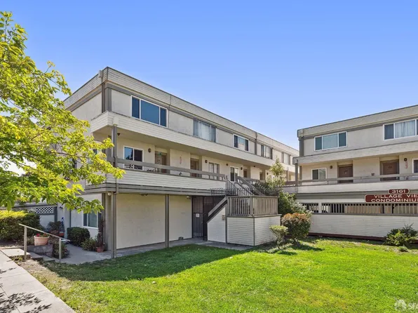 3161 Birmingham Dr APT 201, Richmond, CA 94806