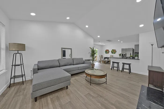 12221 Little Fatima Ln — Photo 9