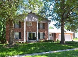 3449 SW Jardine Ter, Topeka, KS 66611