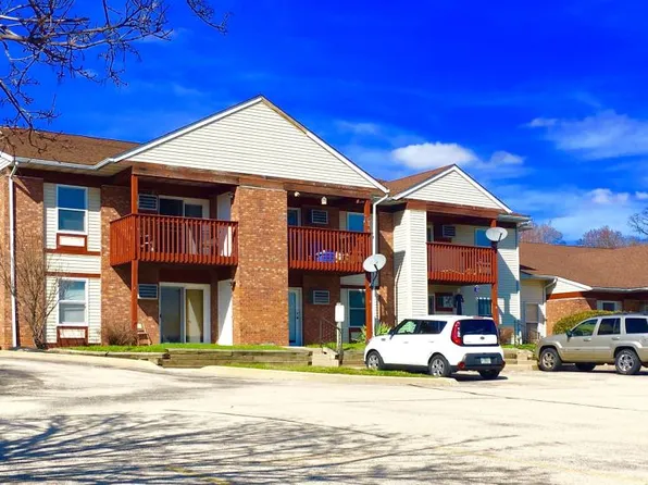 310 Lance Dr APT 1, Twin Lakes, WI 53181