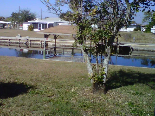 841 Conreid Dr NE, Pt Charlotte, FL 33952