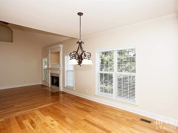 3rd image of 2606 Underhill Ct