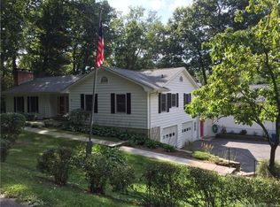 21 Anderson Rd E, Sherman, CT 06784