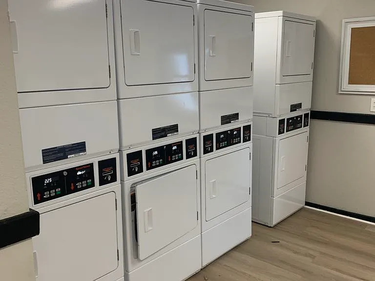 Frederick Avenue Apartments — Photo 14