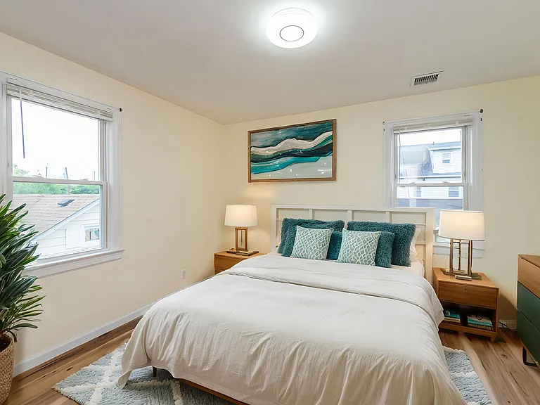 166 Speer Ave #2 — Photo 6
