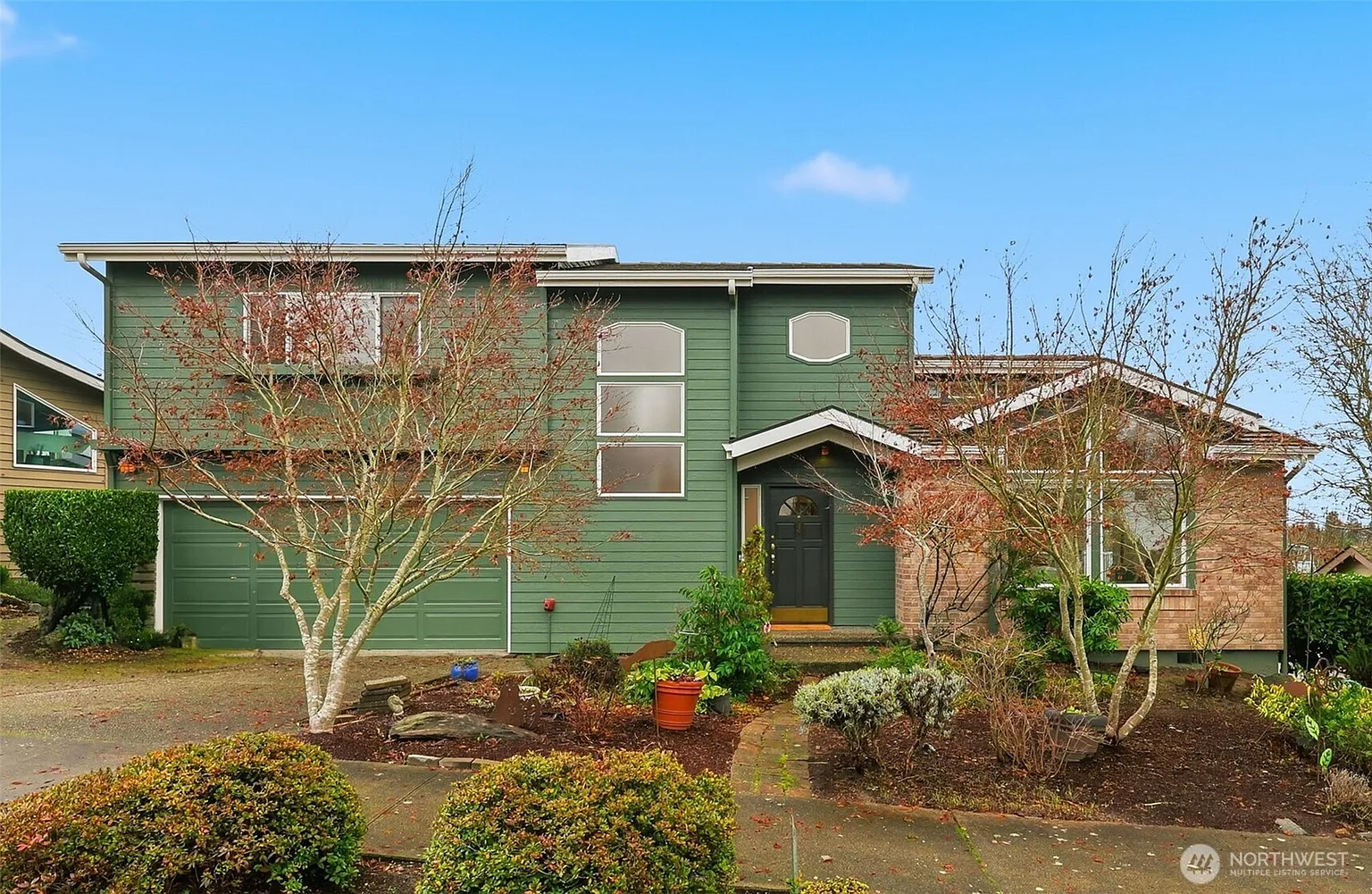 4710 Silver Bow Road NE photo 1
