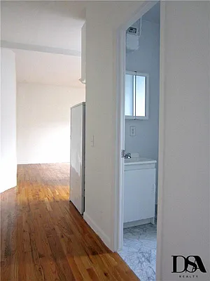 Rented by DSA Realty | media 52