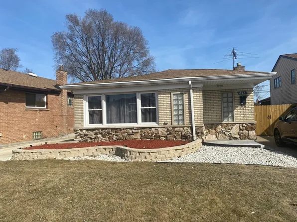 415 Crandon Ave, Calumet City, IL 60409