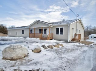 10 Carter Rd, New Hampton, NY 10958