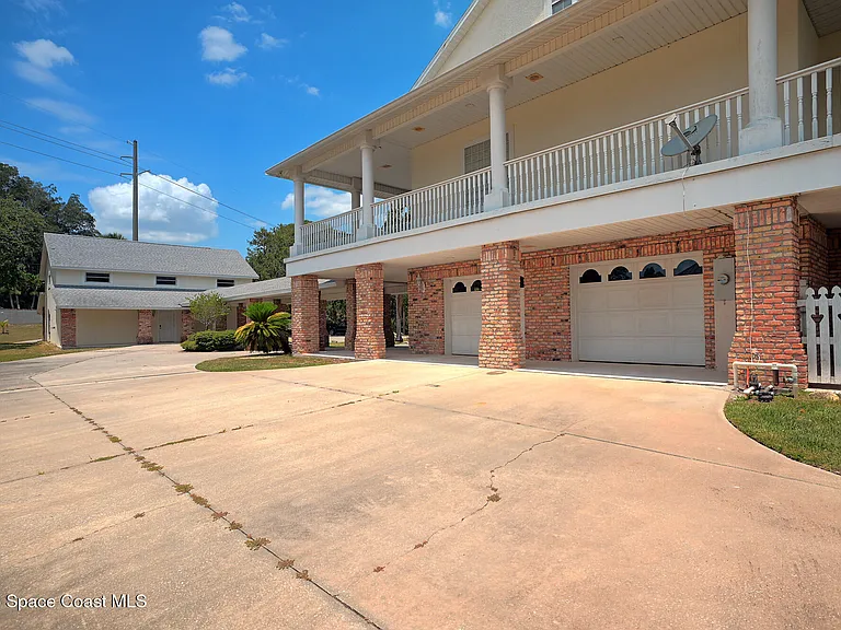 6285 N Highway 1 — Photo 20