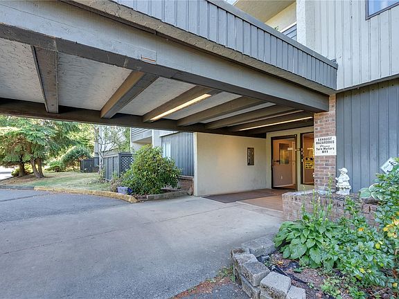2nd image of 3251 Cowichan Lake Rd #109