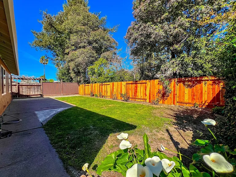4412 Moffitt Dr — Photo 25