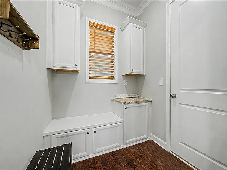 165 Mansfield Dr — Photo 18