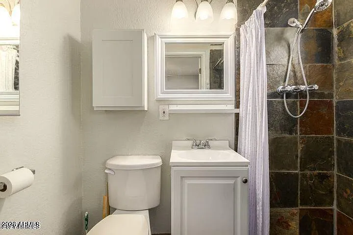 1518 W 5th Pl — Photo 16